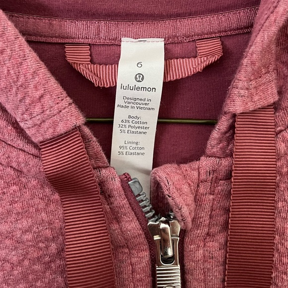 Women’s LuLuLemon Zip Up Sweatshirt - Picture 4 of 4
